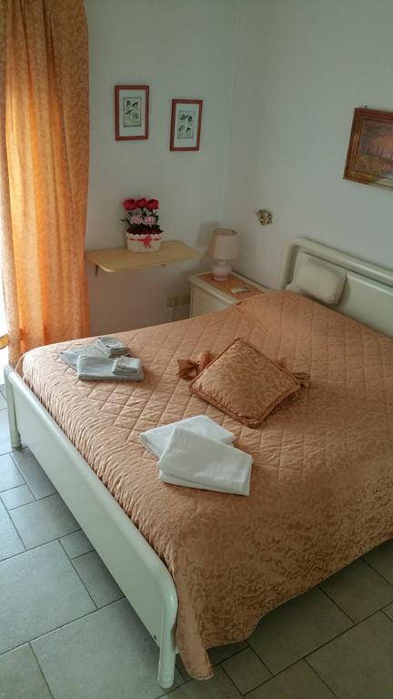Bed and Breakfast Bella Roma Domus Habitación foto