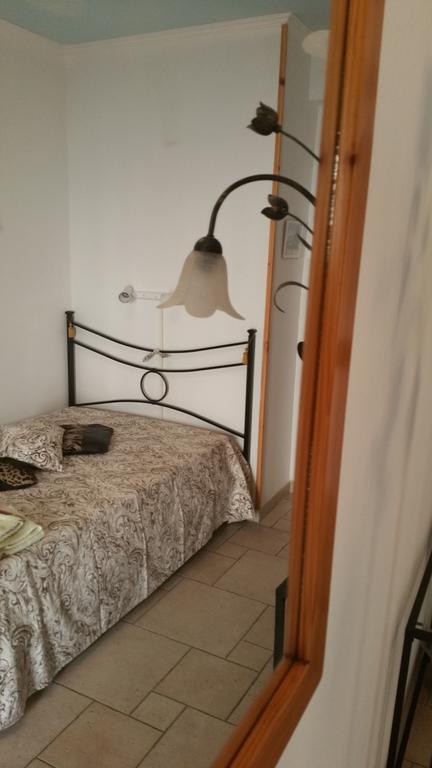 Bed and Breakfast Bella Roma Domus Habitación foto